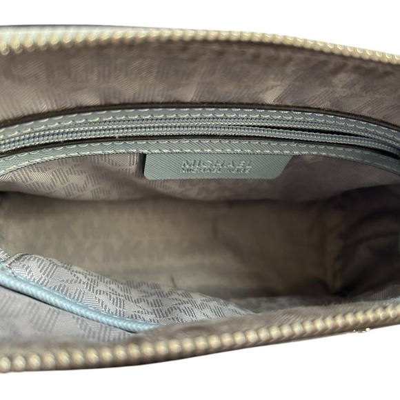 Michael Kors Saffiano Leather Crossbody Bag • Used - Picture 5 of 5